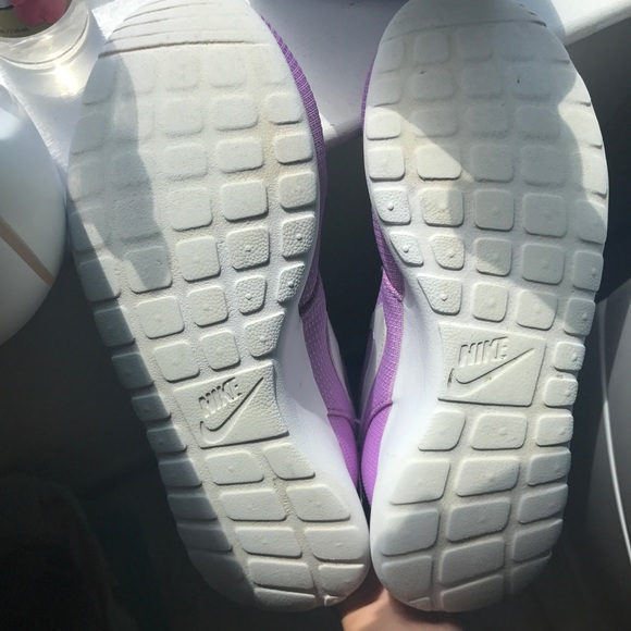 Purple/Pink Roshe Run - Picture 4 of 5